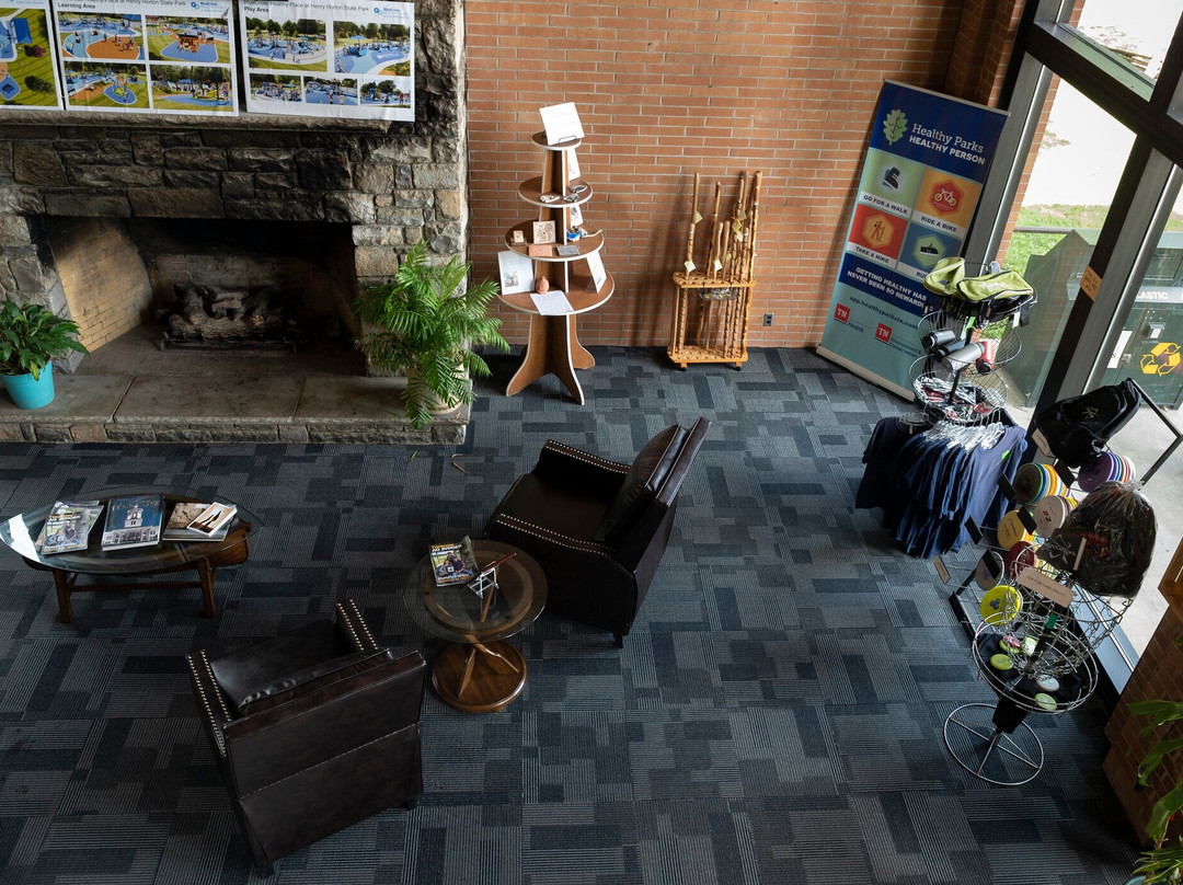 The Lodge at Henry Horton主图