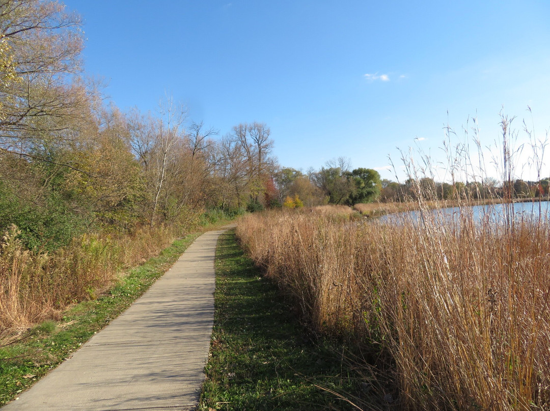 Elm Grove Village Park景点图片