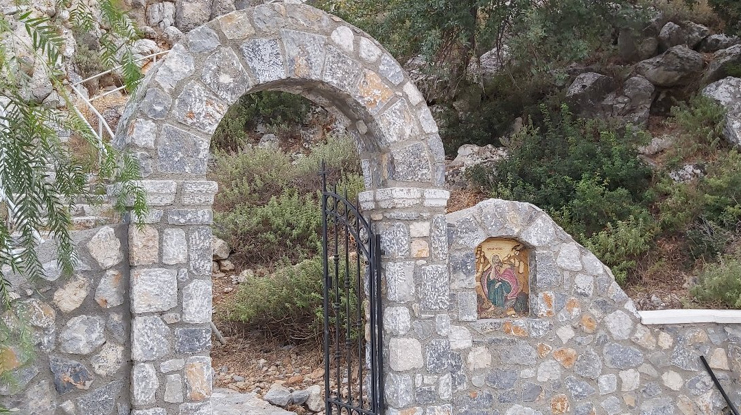 Prophet Elias Church-Pefkos必去景点