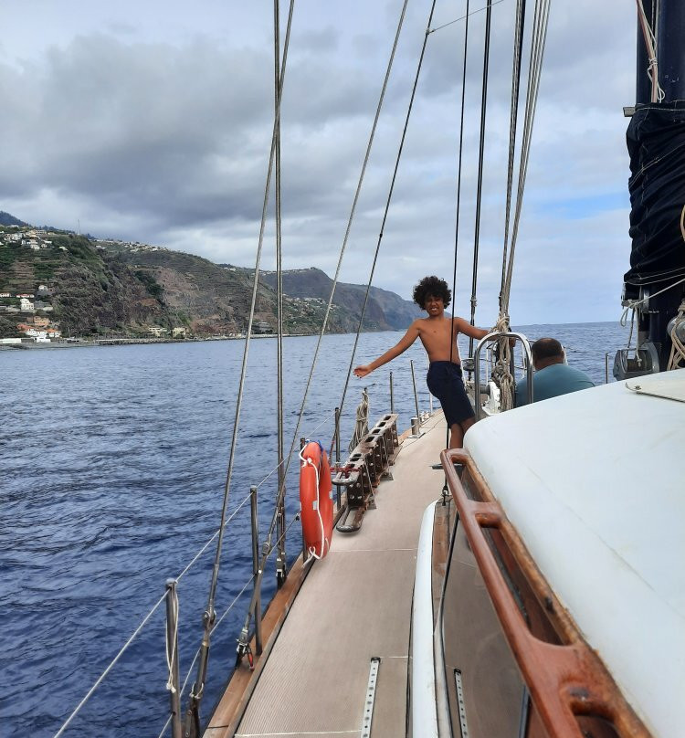 big blue, sea food & more-Arco da Calheta必去景点