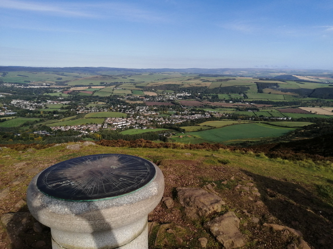 Eildon Hills-Melrose必去景点