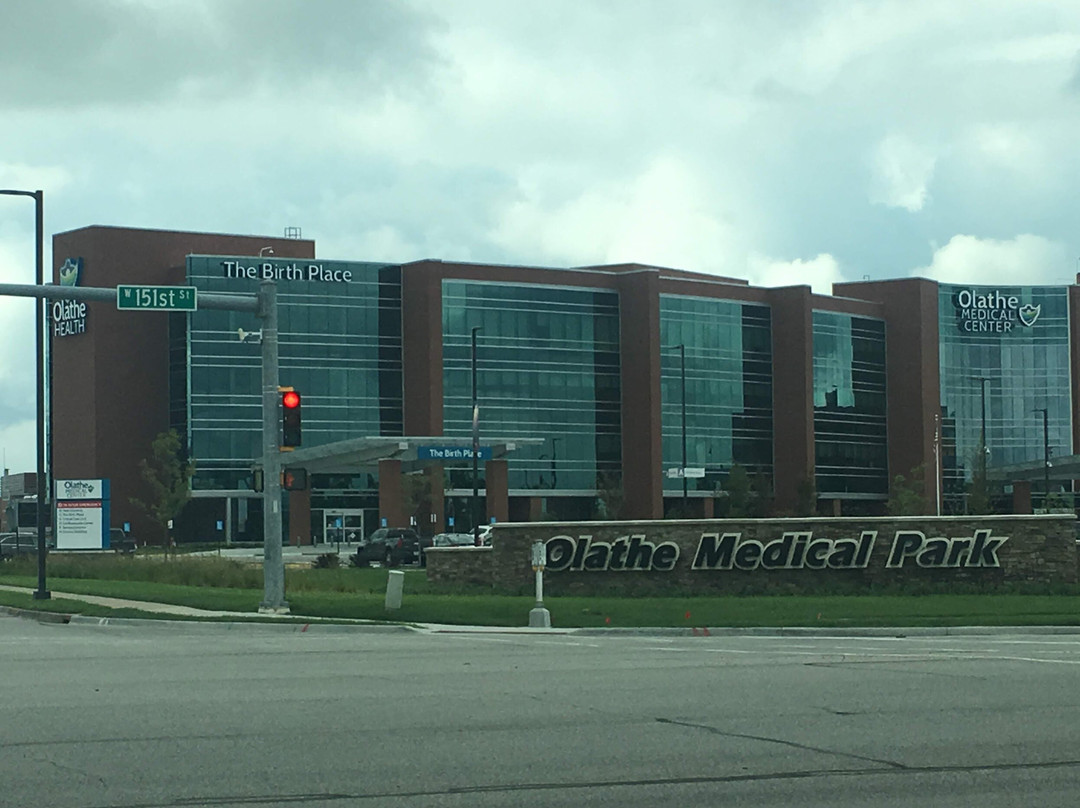 La Quinta Inn & Suites by Wyndham Olathe主图