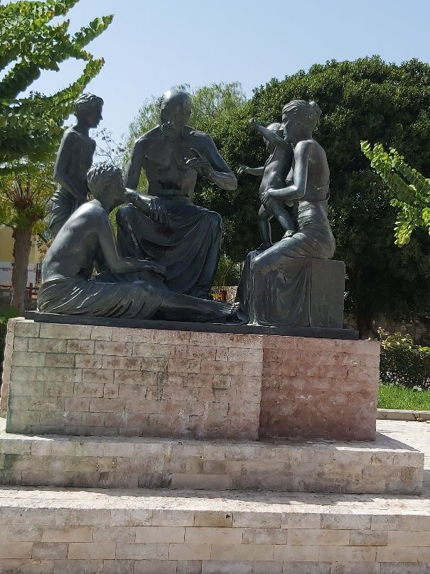 Hippocrates Statue-Kos Town必去景点