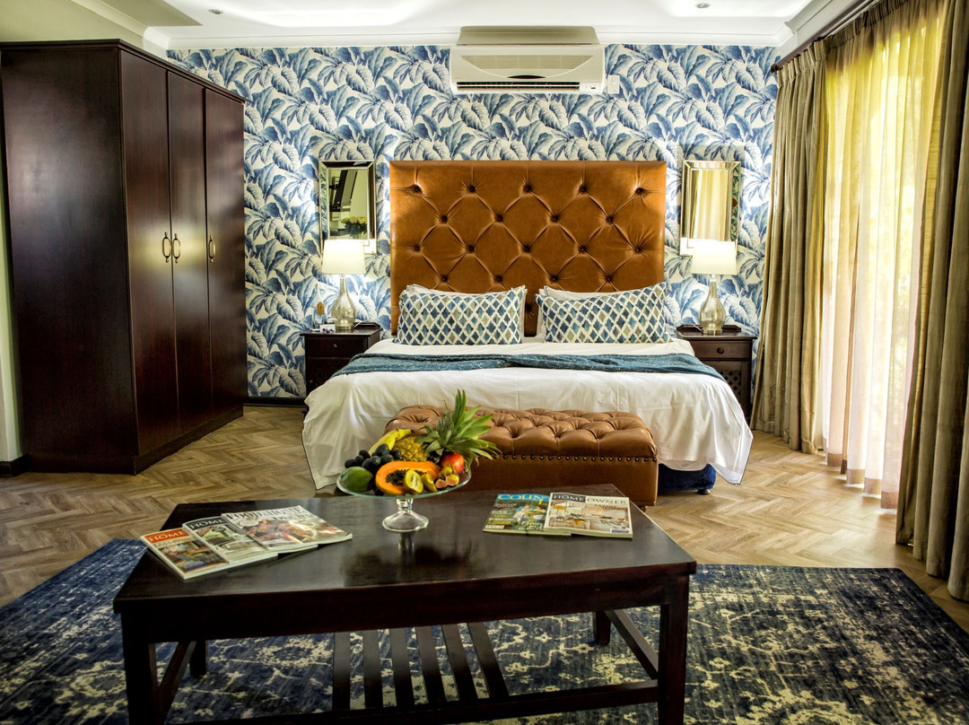 布朗一家庄园酒店主图