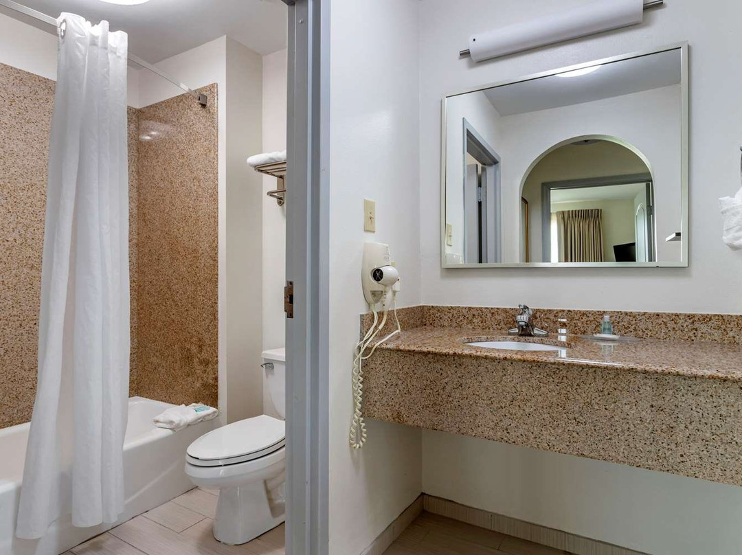 MainStay Suites Port Arthur主图