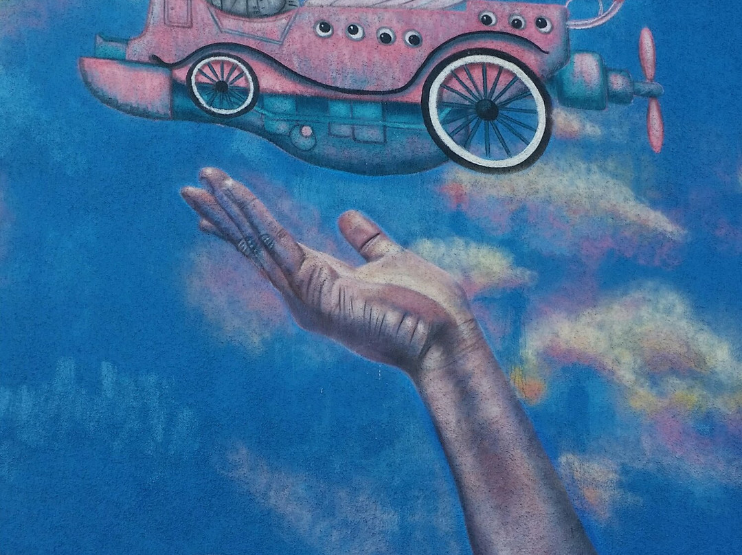 Henry McNeil Mural景点图片