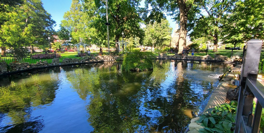 Centennial Park-荷兰村必去景点