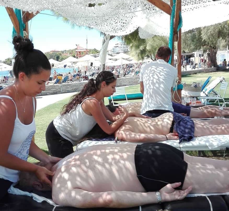 Chakras Day Spa Boutique & Wellness Center-Voula必去景点