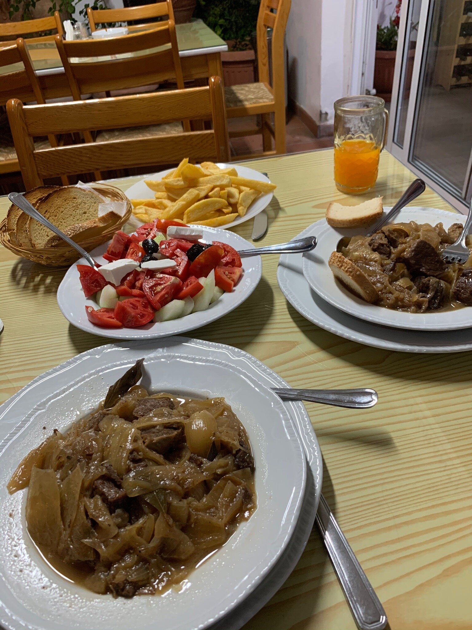 Elyssia Hotel & Restaurant-官方
