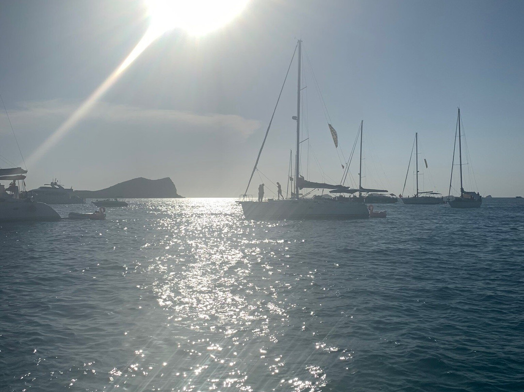 Ibiza Boat Hire-圣安东尼德波特曼尼必去景点