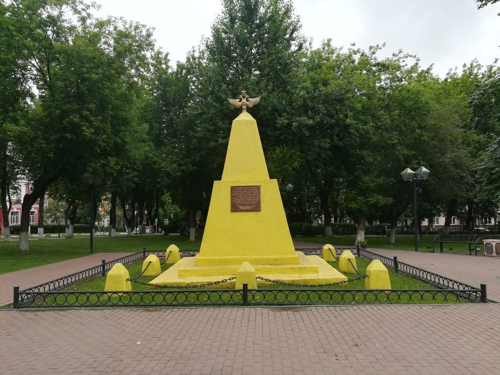 Monument Obelisk Grenadiers Miloradovich-波多利斯克必去景点
