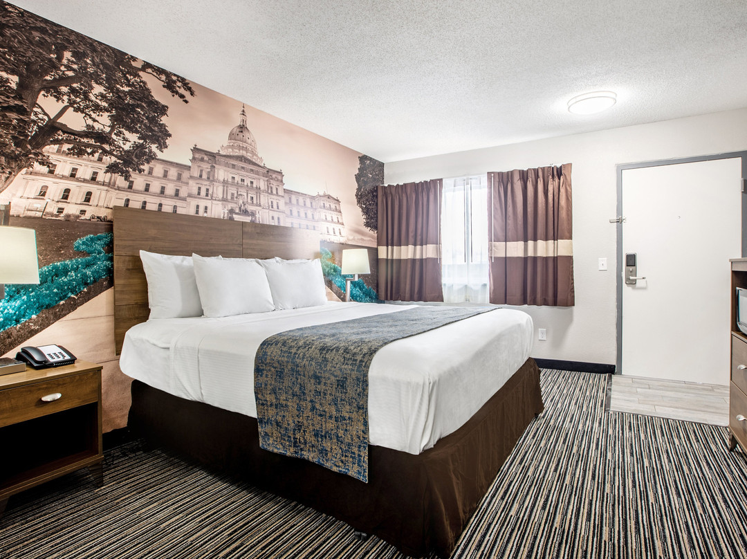 Clarion Pointe East Lansing University Area主图