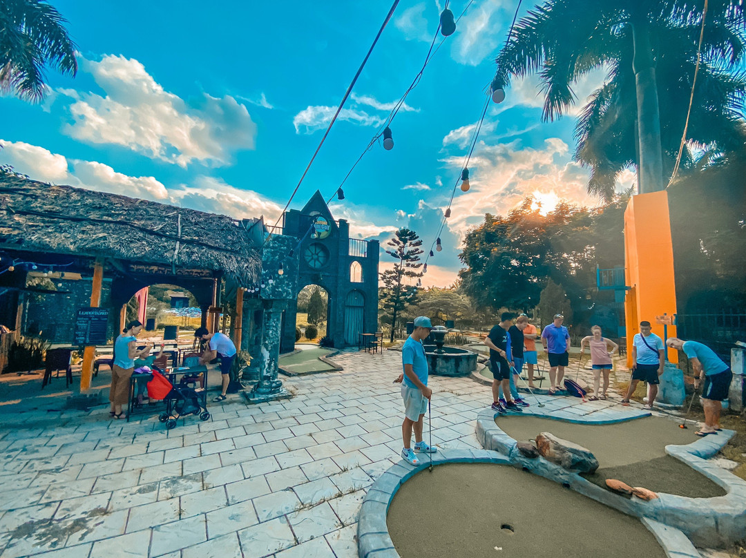 Westlake Mini Golf-河内必去景点