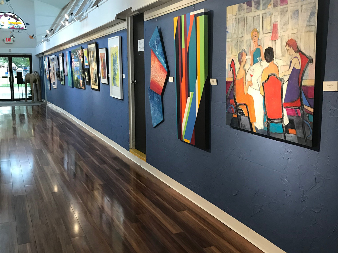 Herring Center for the Arts-布雷登顿必去景点