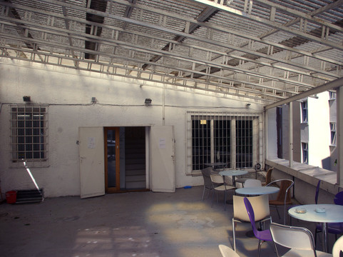 Futura, Vystavni Galerie-布拉格必去景点