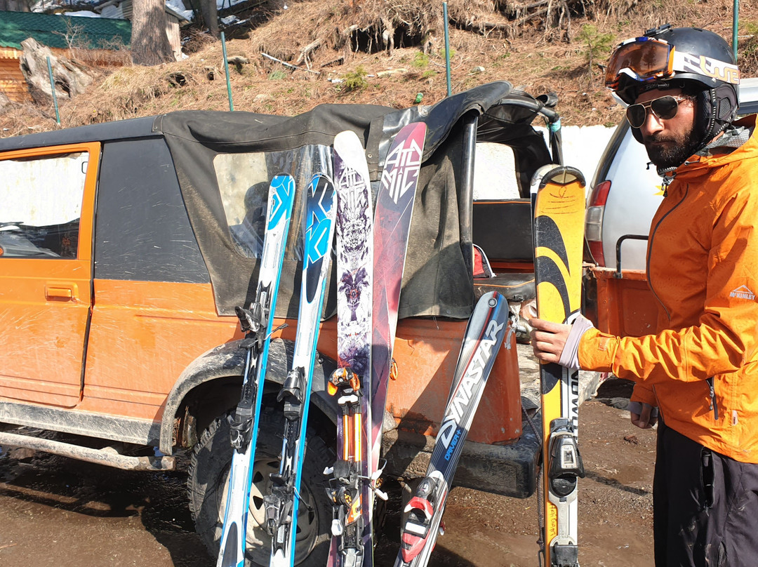 Himalayan Ski School-贡马必去景点