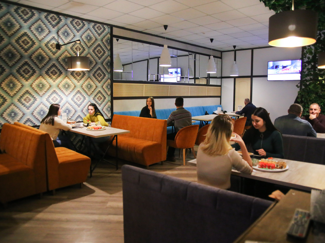 Inkerman餐馆和美食-Family Cafe Tipichnaya Dostavka