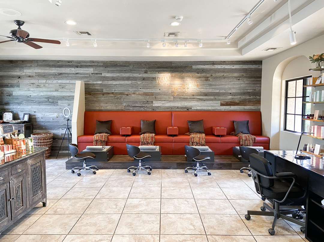 Salon & Day Spa at The Scottsdale Plaza Resort-斯科茨代尔必去景点