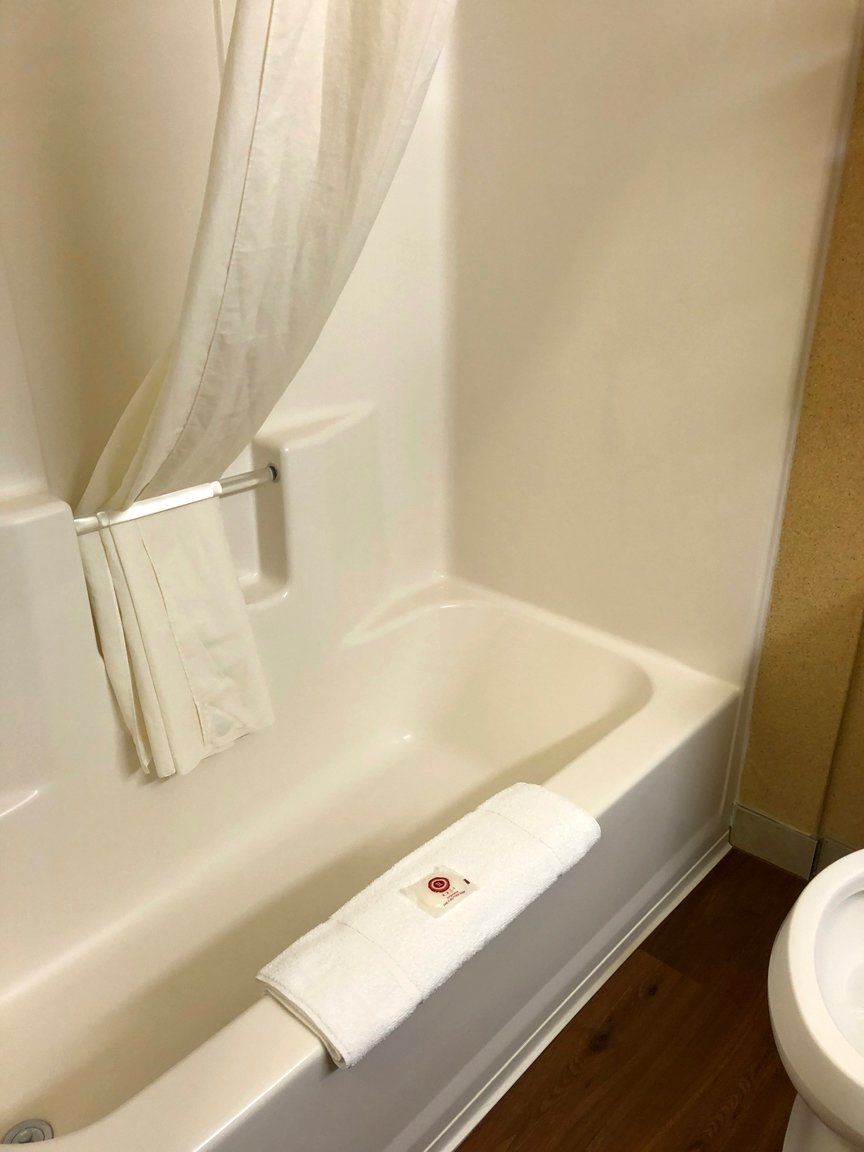 Comfort Inn & Suites-浴室