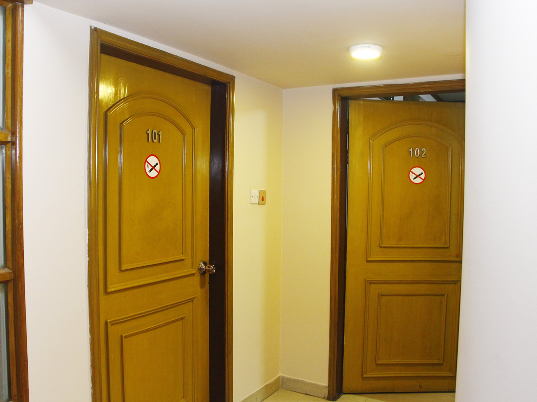 Grand Park Hotel主图