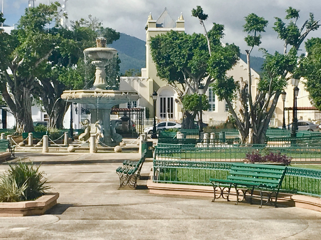 Plaza de Recreo Cristobal Colon景点图片