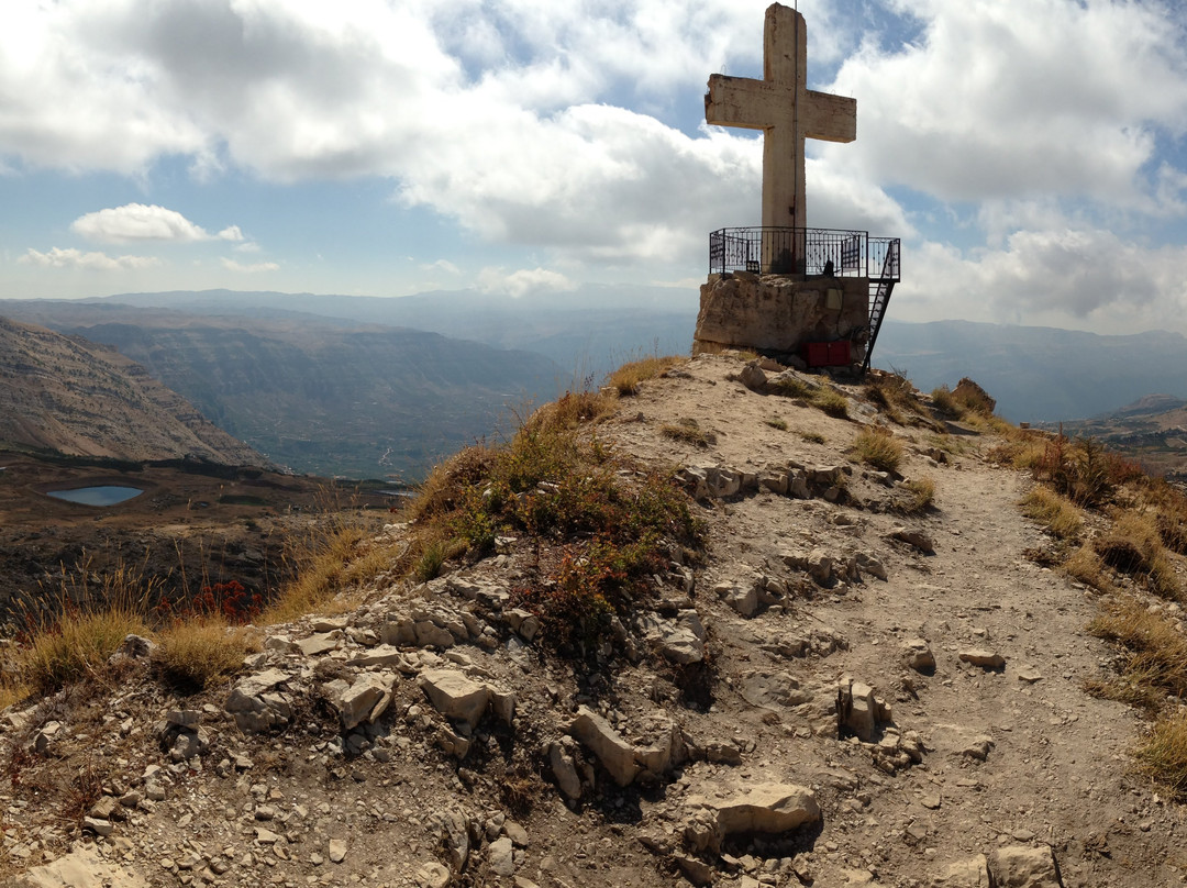 Hiking the Peaks of Laqlouq & Akoura with Green Steps-Aayoun El Aalaq Laqlouq必去景点