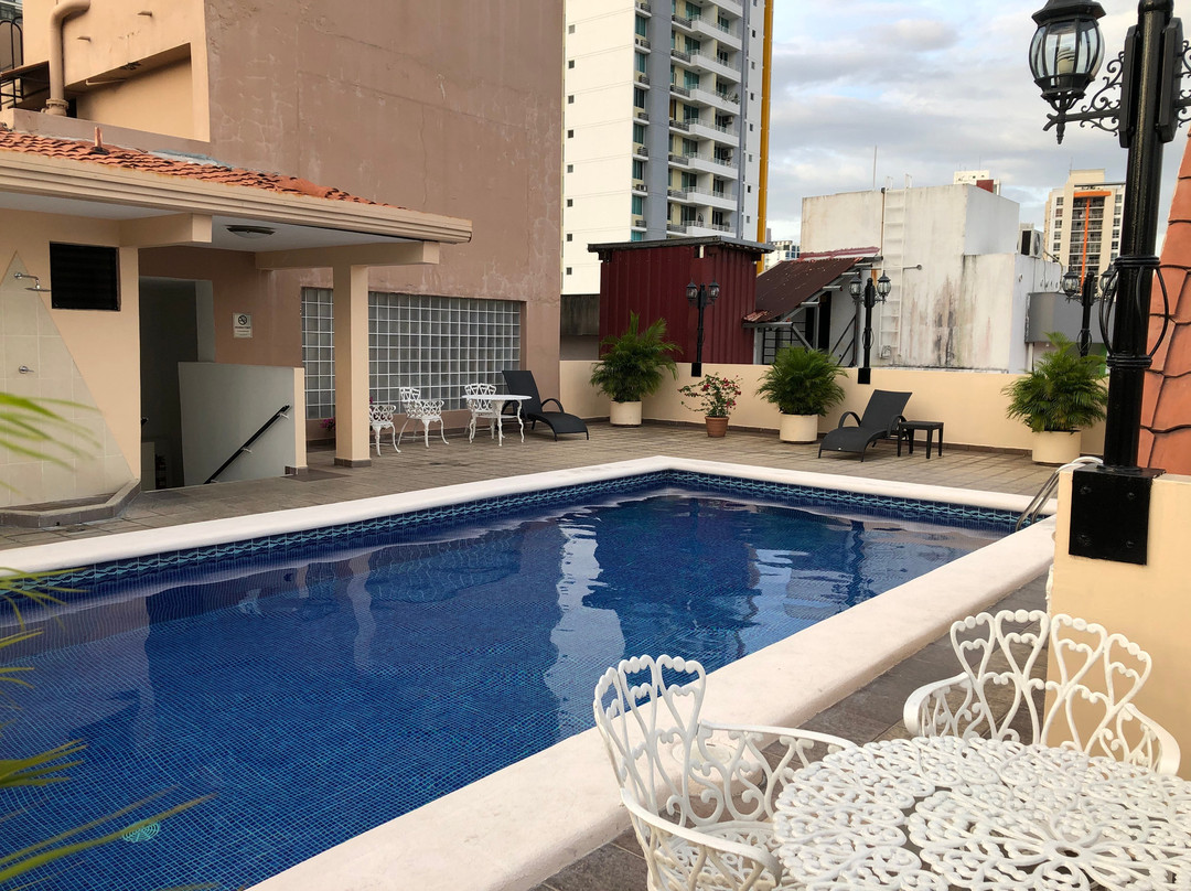 珊瑚套房酒店主图