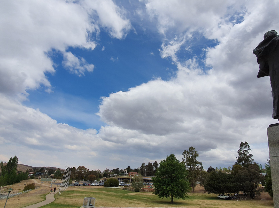 Sir Paul Edmund Strzelecki Monument-金德拜恩必去景点