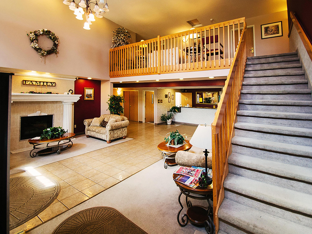 Urbana Inn and Suites主图