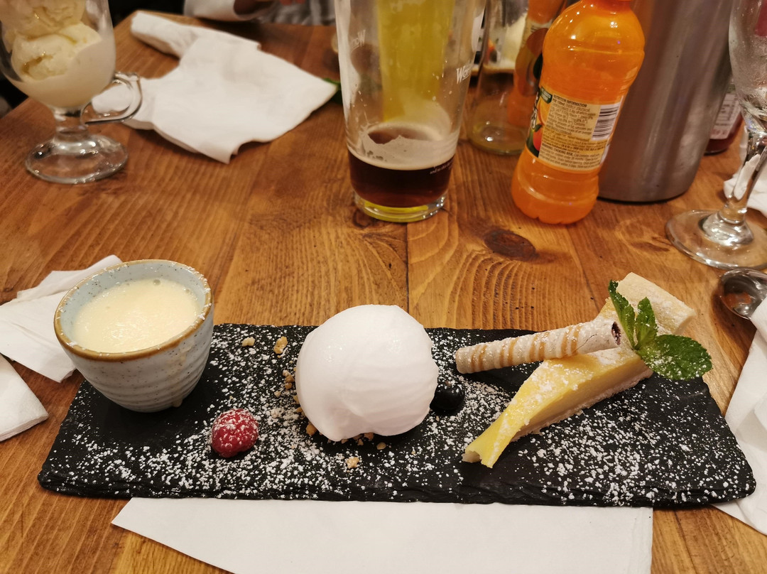 The Ship Hotel主图