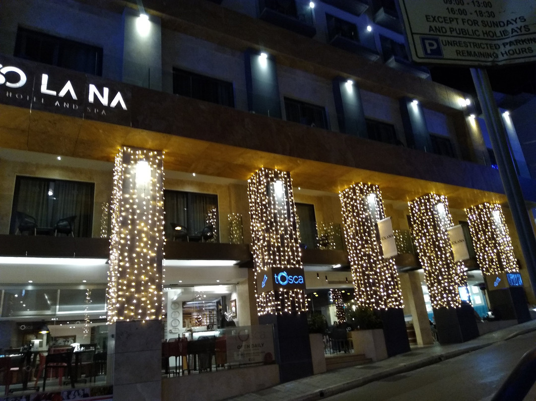 Bella Vista Apartments