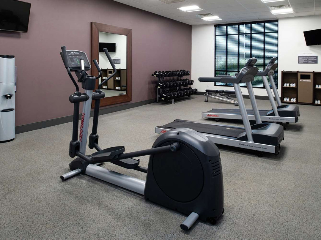 Hilton Garden Inn Gallatin主图