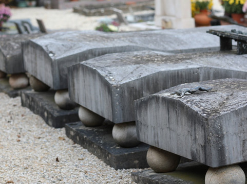 Cimetiere Communal de Combertault-Combertault必去景点