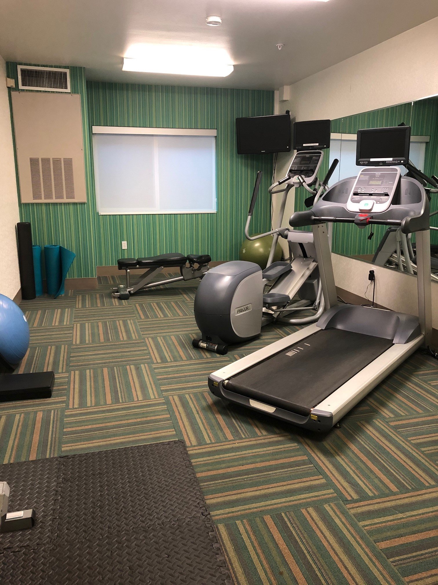 Holiday Inn Express & Suites Everett By IHG-商务中心/多功能厅