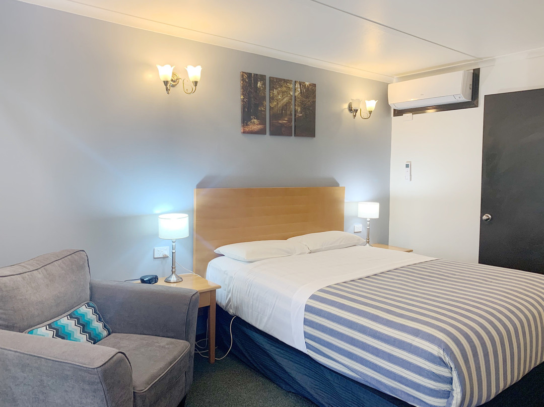 Statesman Motor Inn主图