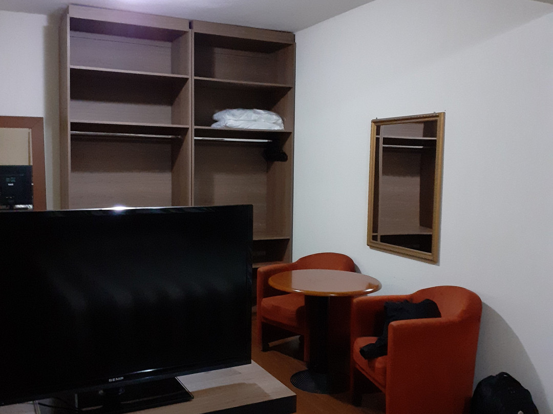 Castel Plaza Hotel主图