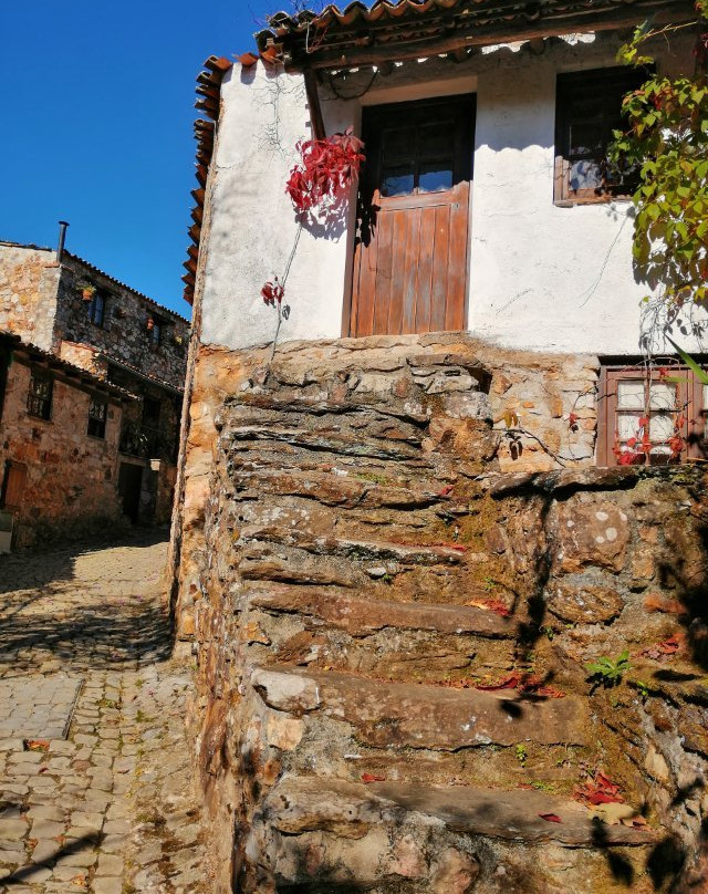 Aldeia de Casal Sao Simao景点图片