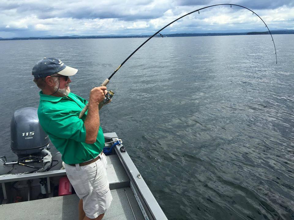 iFishLakeChamplain Charters-Plattsburgh必去景点