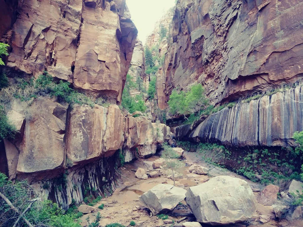 Water Canyon Trailhead景点图片