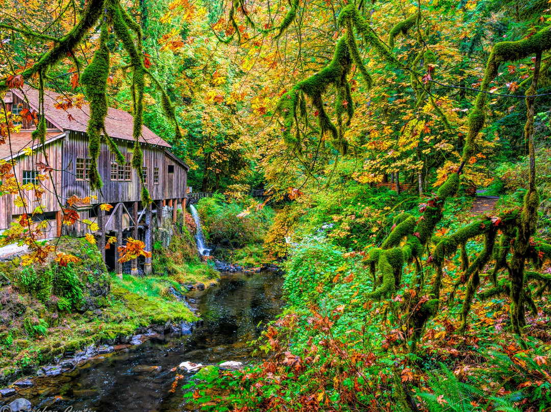 Cedar Creek Grist Mill景点图片