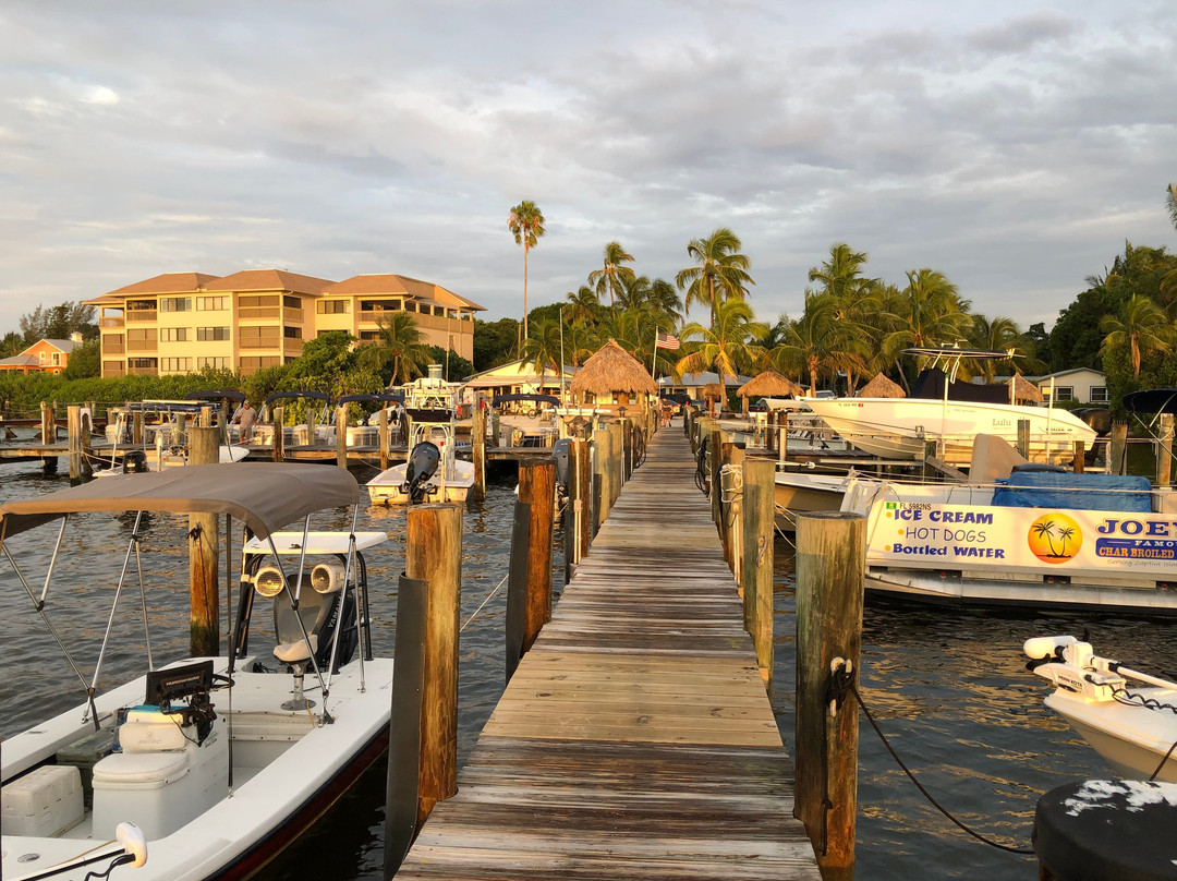 Jensen's Marina Boat Rentals-俘虏岛必去景点