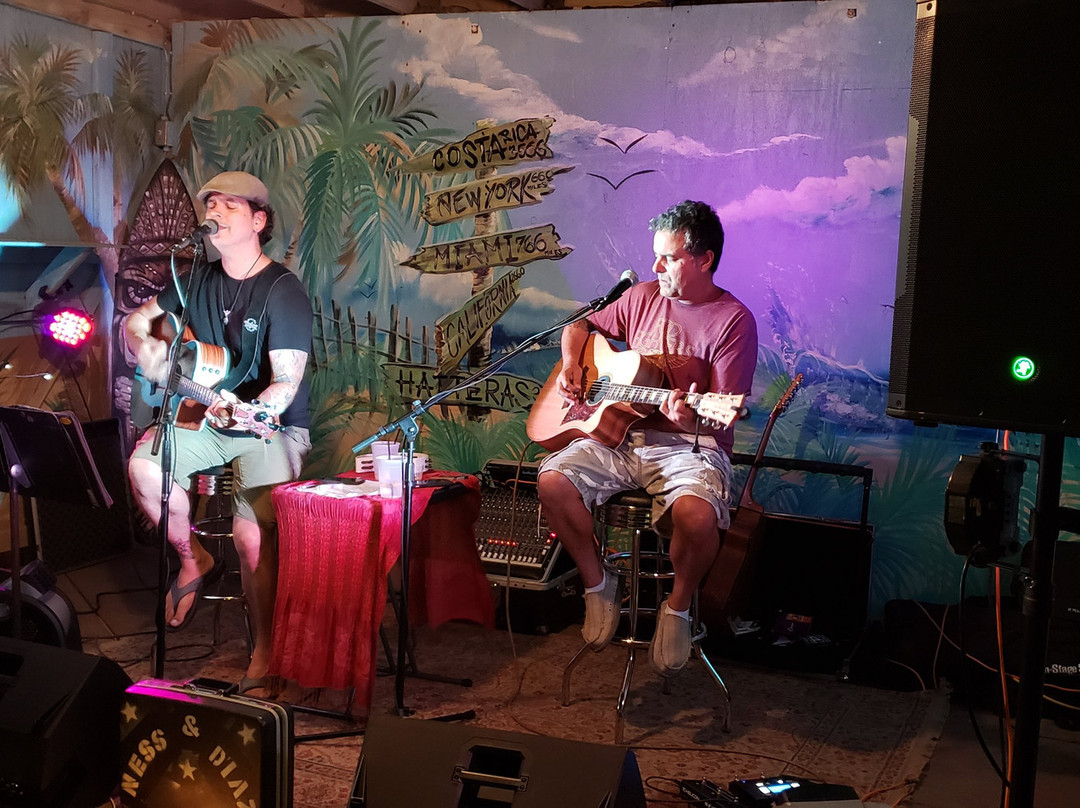 McAdoos Beach Bar-美特尔海滩必去景点