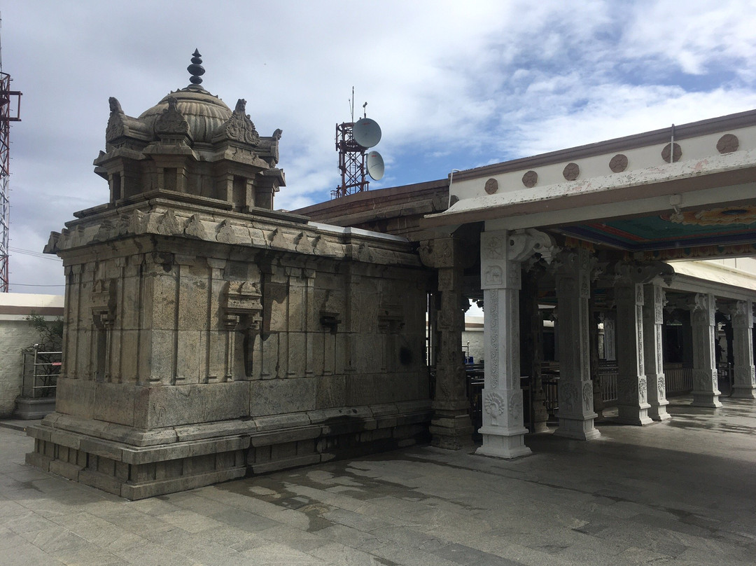 Kurinji Andavar Temple景点图片