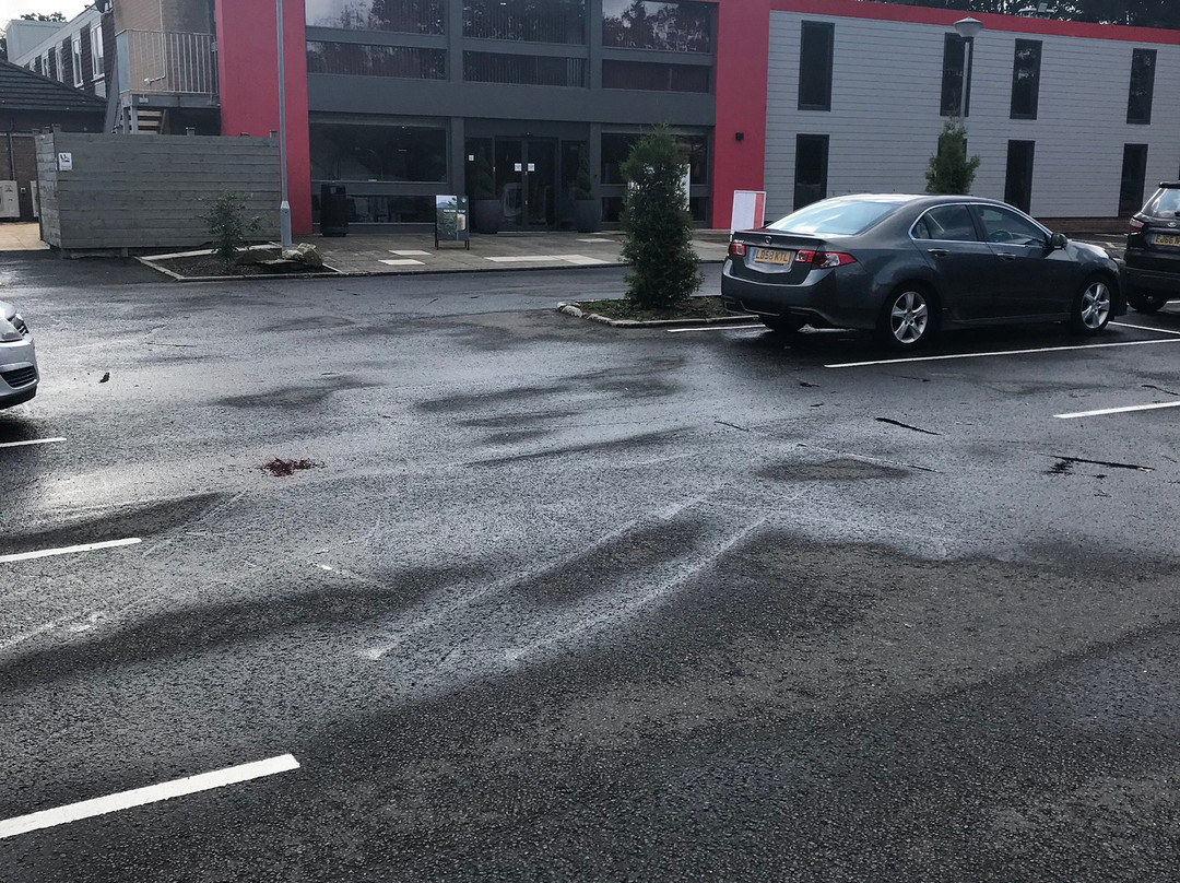 Ramada Chorley South主图