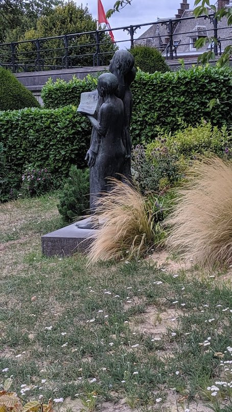 Cantoria - Monument à Roland de Lassus-蒙斯必去景点