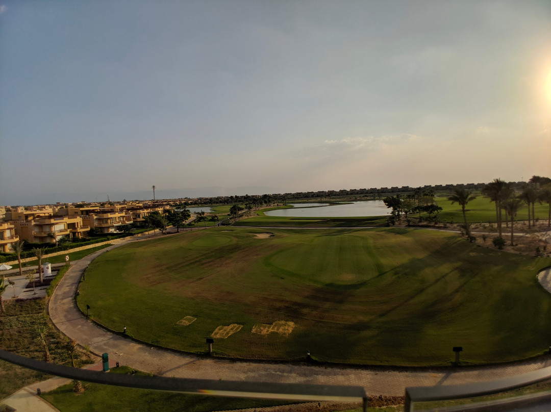 Movenpick Resort & Golf Einbay主图