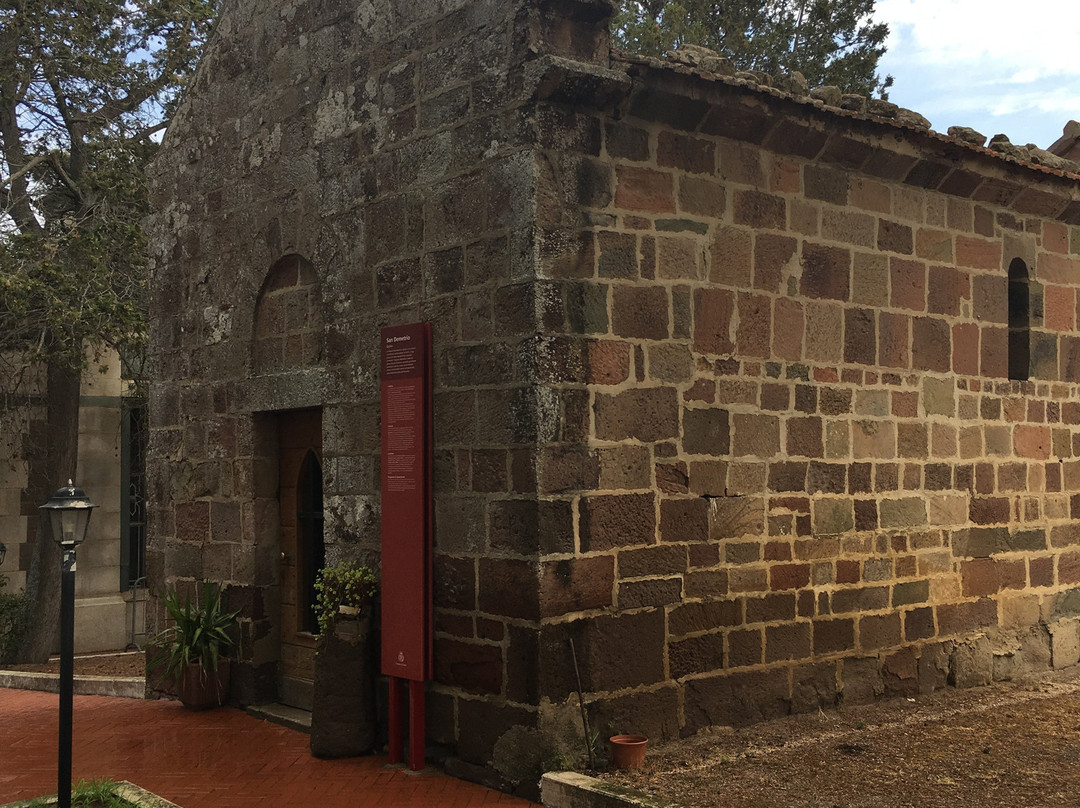 Chiesa di San Demetrio-Oschiri必去景点