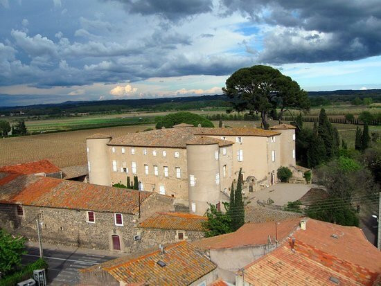 Chateau de Lezignan-la-Cebe-Lezignan-la-Cebe必去景点