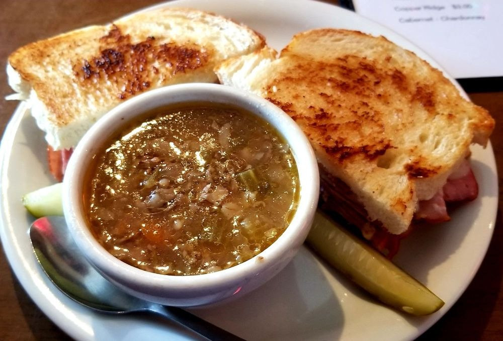 Coney Island Bar-斯帕克斯必去景点