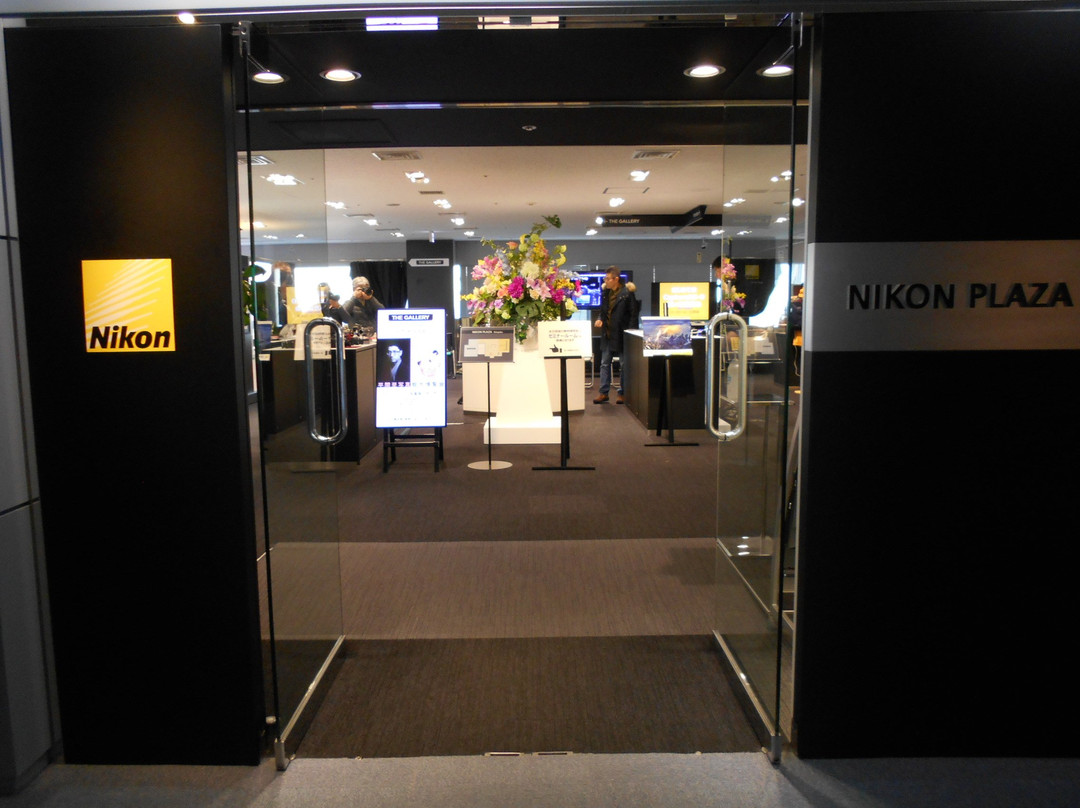 Nikon Plaza Shinjuku-Nishishinjuku必去景点